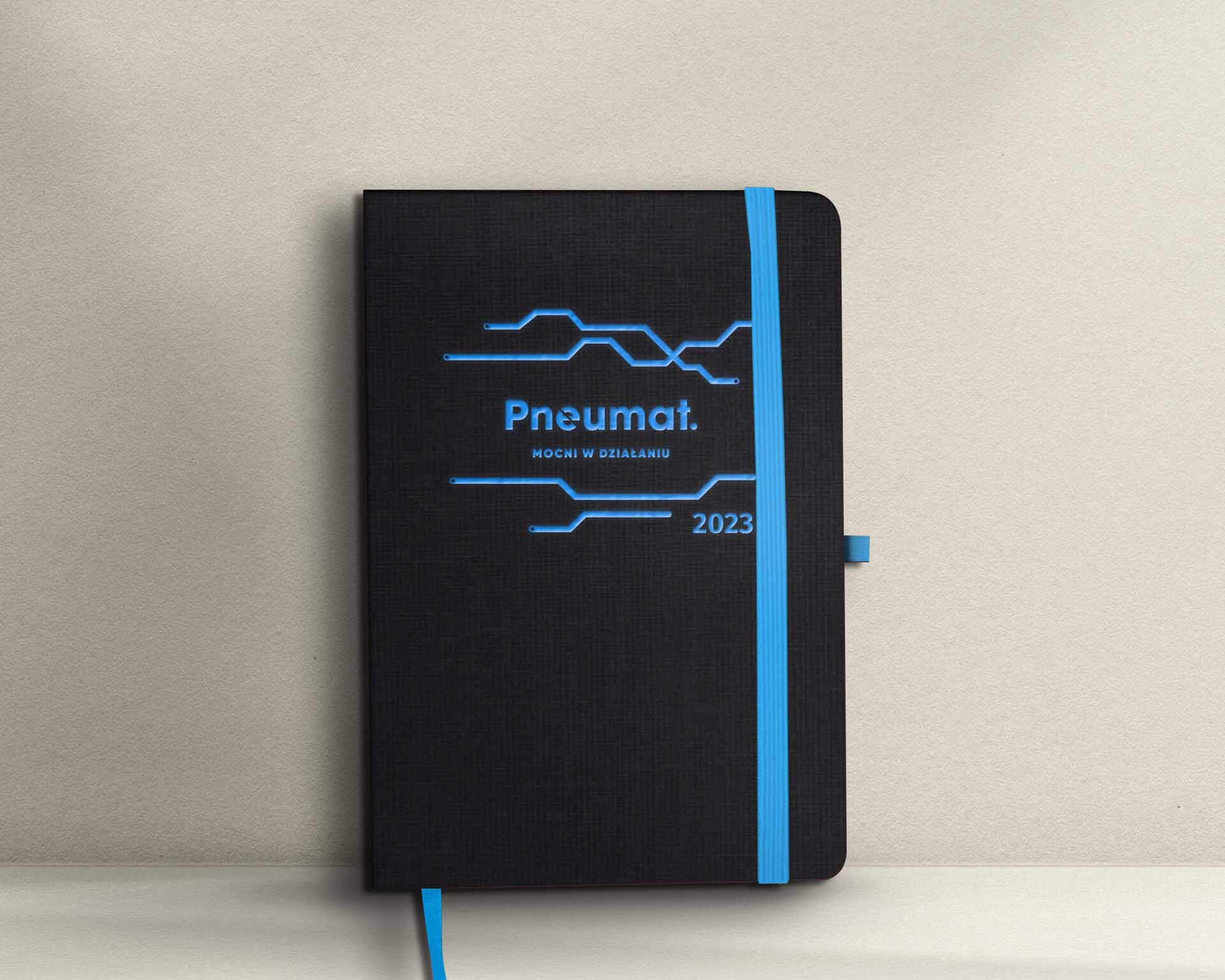 Realizacje kalendarzy książkowych premium